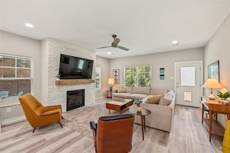 103 Idlewood Rd, Enchanted Oaks, TX 75156