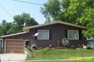 405 Chestnut St SE, Elkader, IA 52043