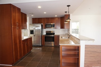 1397 Kina St, Kailua, HI 96734