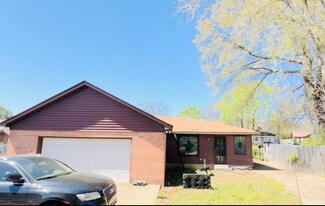 4300 Mikewood Dr, Memphis, TN 38128