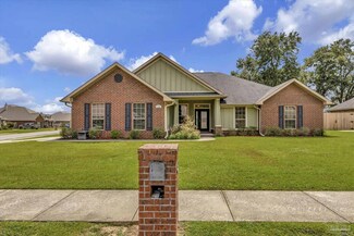4386 Winners Gait Cir, Pace, FL 32571
