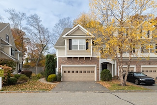 49 Park Place Cir Unit 49, West Hartford, CT 06110