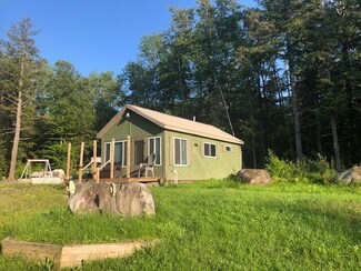11 Dans Place, Dover Foxcroft, ME 04426