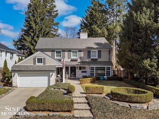 130 Merriweather Rd, Grosse Pointe Farms, MI 48236