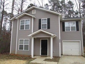 7520 Hollywood St, Charlotte, NC 28269