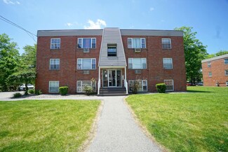 99 Cluff Crossing Rd Unit F4, Salem, NH 03079
