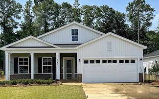 1915 Deercreek Dr, Manning, SC 29102