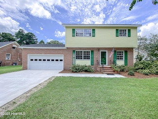 1611 Midgett Dr, Elizabeth City, NC 27909