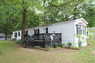 26 Freedom Acres Dr, Hinsdale, NH 03451
