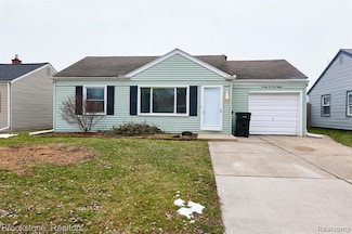 26584 Kathy St, Roseville, MI 48066