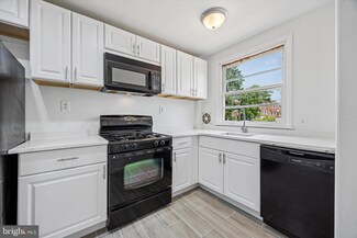 155 E 64th Ave, Philadelphia, PA 19120