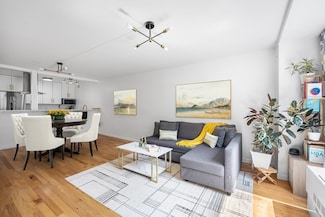 99 Pond Ave Unit 202, Brookline, MA 02445