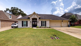 630 Saybrook Ln, Port Neches, TX 77651