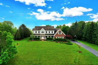 12 W Prairie Ct Unit W, Hawthorn Woods, IL 60047