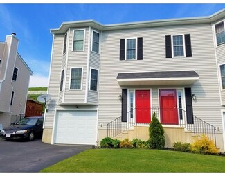 40 Honeysuckle Rd, Worcester, MA 01607