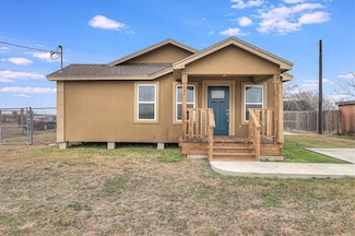 641 Petronila Rd, Robstown, TX 78380