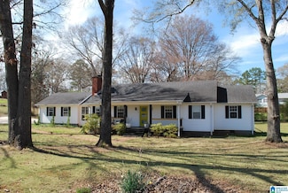 7113 Skyline Dr, Pell City, AL 35128