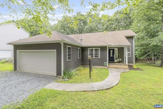 12 Cliftwood Rd, Palmyra, VA 22963