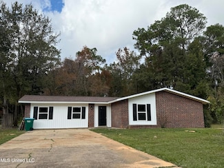 1400 Riverside Dr, Gautier, MS 39553