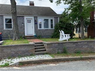 9 Blueberry Rd Unit Rd, Wareham, MA 02538