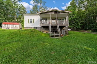 326 Gobblers Knob Dr, Keokee, VA 24265