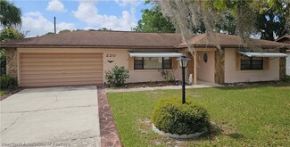 220 Wren Ave, Sebring, FL 33870