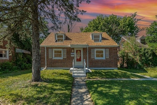 1337 Shepherd Ln, Cincinnati, OH 45215