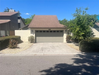 13704 Lazy Oak Dr, Tampa, FL 33613