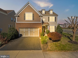 25527 Taylor Crescent Dr, Chantilly, VA 20152