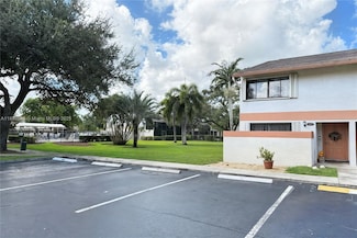 4231 SW 70th Terrace, Davie, FL 33314