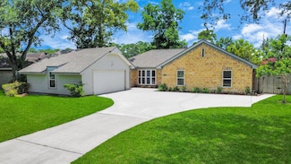 103 Cherry Tree Ln, Friendswood, TX 77546