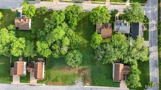 362 Memphis St, Kirkwood, MO 63122
