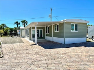 3852 Cardinal Cir, Bonita Springs, FL 34134