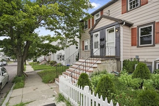 37 Regent Rd, Malden, MA 02148