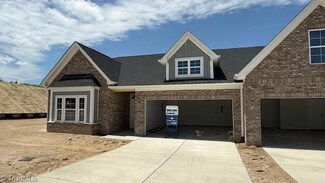 326 Yarrow Dr, Lexington, NC 27295