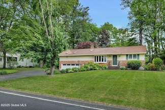 3083 E Old State Rd, Schenectady, NY 12303
