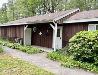 9 Queensway, Queensbury, NY 12804
