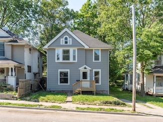 1912 Faraon St, Saint Joseph, MO 64501