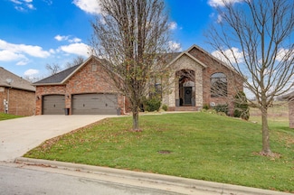 1630 N Waterstone Ave, Springfield, MO 65802