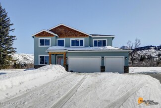 19161 Potter Highlands Dr, Anchorage, AK 99516