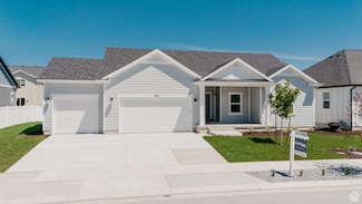 909 E Antelope Dr Unit 325, Eagle Mountain, UT 84005