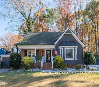 8213 Round Oak Rd, Raleigh, NC 27616