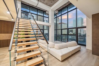 2000 Bagby St Unit 5430, Houston, TX 77002