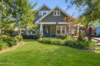 1112 Lafontaine Ave, Ocean Springs, MS 39564