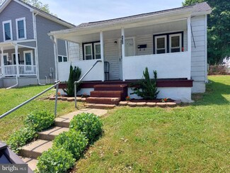 122 N Kirkwood St, Dover, DE 19904