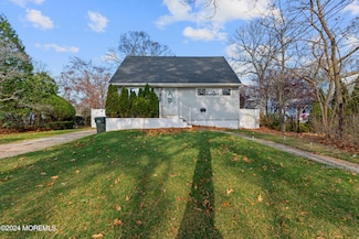 409 Wells Ave, Oakhurst, NJ 07755