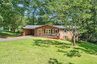 121 Brookwood Dr, Seneca, SC 29678
