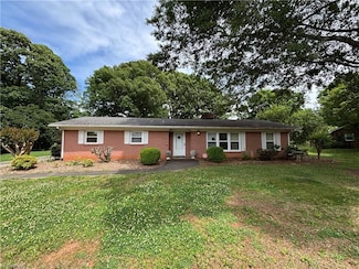 2941 Carrollwood Dr, Winston Salem, NC 27103
