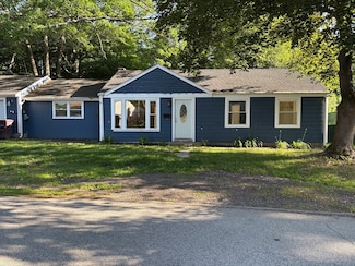 215 Jaffrey St, Weymouth, MA 02188
