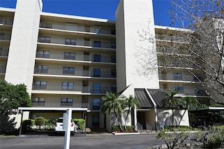2800 Cove Cay Dr Unit 2F, Clearwater, FL 33760